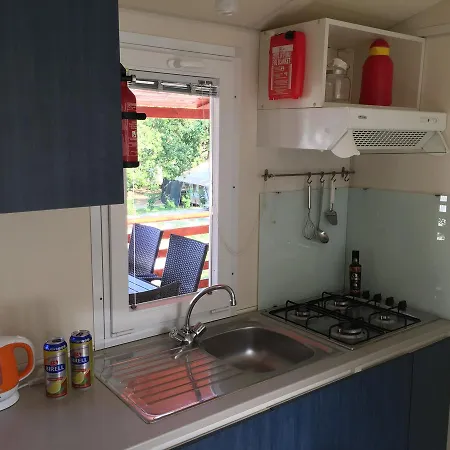 Mobile Homes Comfort Elba Zelena Laguna Üdülőpark Poreč